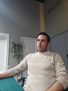 Lucas   81 online show from 03-04-26, 07:20