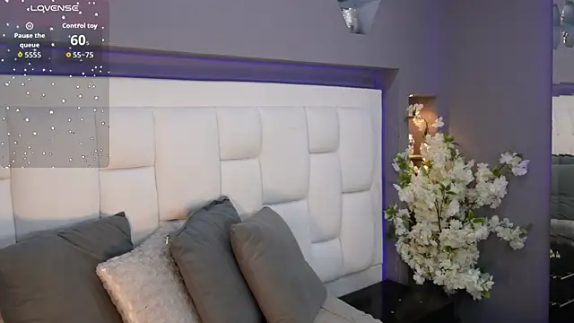 CuteAri online show from 05-12-26, 08:17