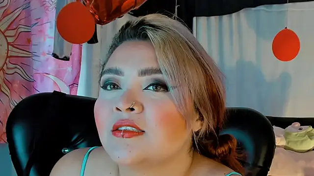 Snapshot of Agatha_humidity chatting on 02-19-25, 07:16 Agatha humidity online show from 02-19-25, 07:16