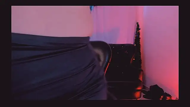 Snapshot of Agatha_humidity chatting on 03-10-25, 07:29 Agatha humidity online show from 03-10-25, 07:29