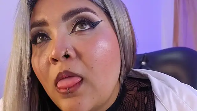 Snapshot of Agatha_humidity chatting on 09-11-25, 05:07 Agatha humidity online show from 09-11-25, 05:07