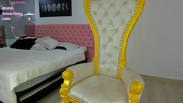 Latrellx7 online show from 01-06-25, 12:24