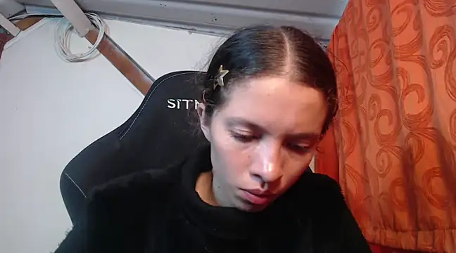 sweetdam12 online show from 02-11-25, 08:10