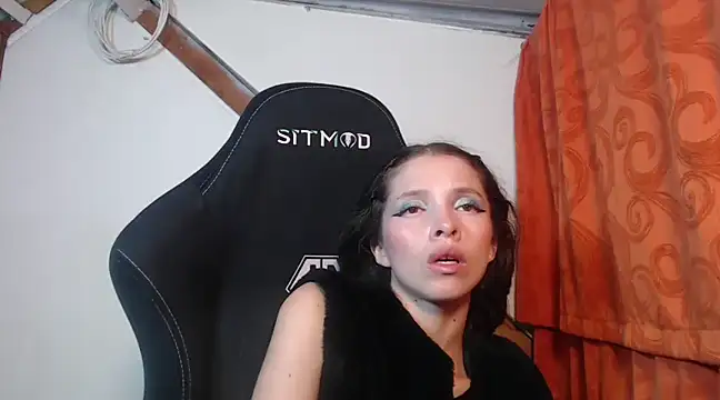 sweetdam12 online show from 02-11-25, 11:12