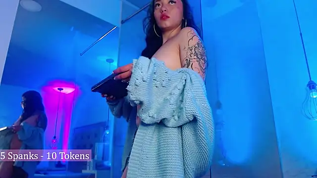 Snapshot of GigiVolkova chatting on 01-17-25, 03:55 GigiVolkova online show from 01-17-25, 03:55