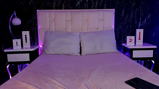 Snapshot of GigiVolkova chatting on 12-13-25, 11:32 GigiVolkova online show from 12-13-25, 11:32