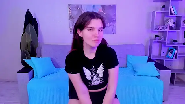 BonneyLove online show from 12-04-24, 10:30