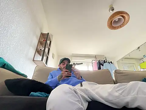 Rebeu313 online show from 02-22-25, 12:08