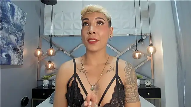 MiaMorgan  online show from 01-15-25, 03:07