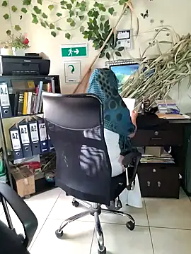 Snapshot of NAJWA-ARAB chatting on 01-23-25, 02:28 NAJWA-ARAB online show from 01-23-25, 02:28