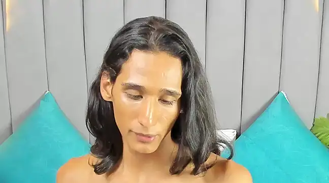 skyyfoxpraga online show from 03-01-25, 08:42