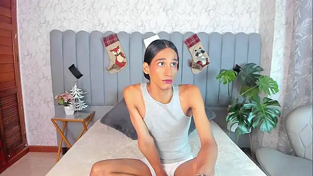 skyyfoxpraga online show from 12-15-25, 12:09