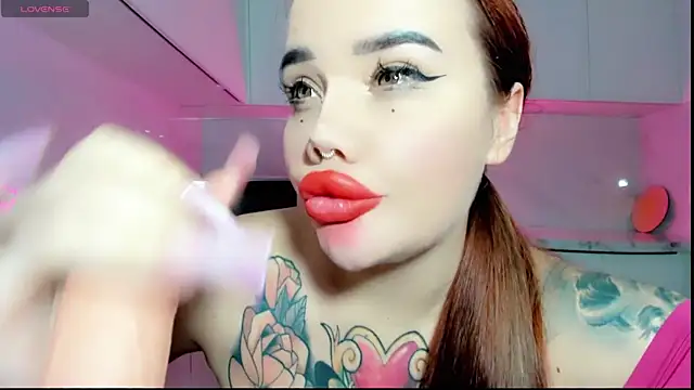 Snapshot of Aira_vi chatting on 12-06-24, 02:24 Aira vi online show from 12-06-24, 02:24