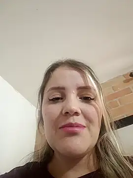sally smiling online show from 05-09-26, 06:24