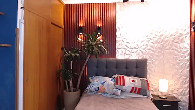 Snapshot of Perla_prg chatting on 03-12-25, 03:29 Perla prg online show from 03-12-25, 03:29