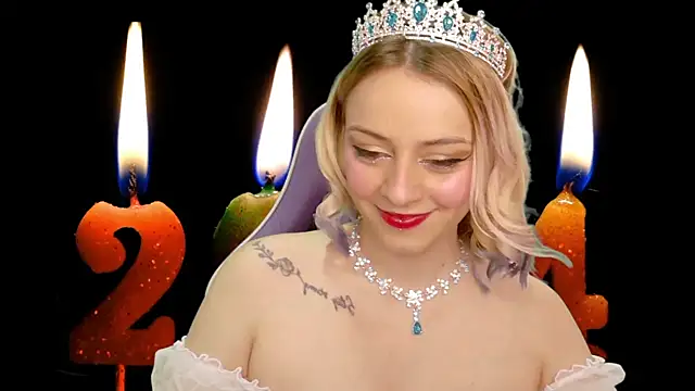 Snapshot of Dolce--Mia---Bianchi__07 chatting on 01-01-25, 02:41 Dolce--Mia---Bianchi 07 online show from 01-01-25, 02:41