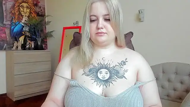 Snapshot of Doliss chatting on 10-07-25, 06:10 Doliss online show from 10-07-25, 06:10