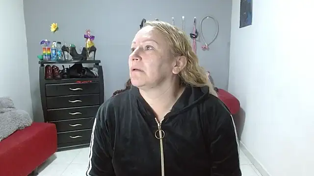 emperabigbootybigass online show from 02-04-25, 12:11