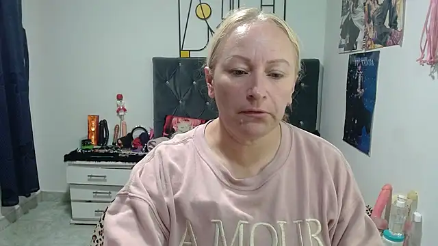 emperabigbootybigass online show from 05-15-26, 12:23