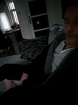 KnownObligation1 online show from 01-16-26, 03:49