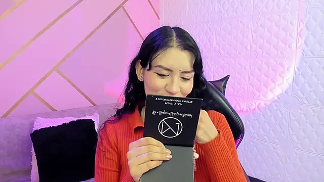 Violetaa diazz online show from 01-06-26, 09:29