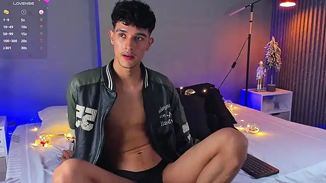 Snapshot of Busterspinter chatting on 12-13-24, 09:57 Busterspinter online show from 12-13-24, 09:57