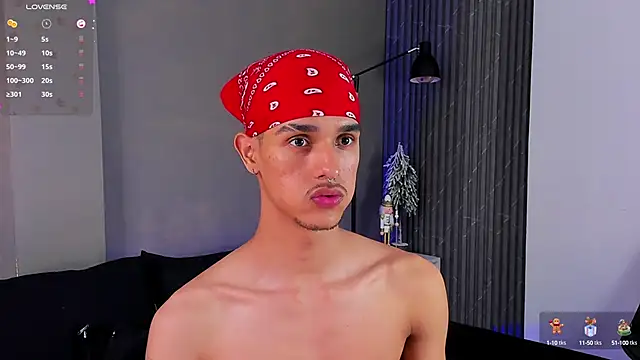 Snapshot of Busterspinter chatting on 12-17-24, 05:58 Busterspinter online show from 12-17-24, 05:58