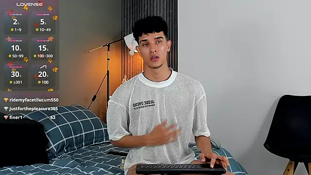 Snapshot of Busterspinter chatting on 12-28-24, 09:31 Busterspinter online show from 12-28-24, 09:31