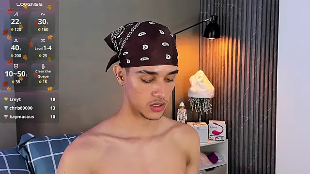 Snapshot of Busterspinter chatting on 12-31-24, 08:26 Busterspinter online show from 12-31-24, 08:26