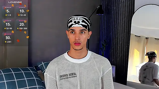 Snapshot of Busterspinter chatting on 01-12-25, 03:36 Busterspinter online show from 01-12-25, 03:36