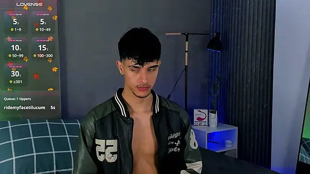 Snapshot of Busterspinter chatting on 01-18-25, 08:10 Busterspinter online show from 01-18-25, 08:10