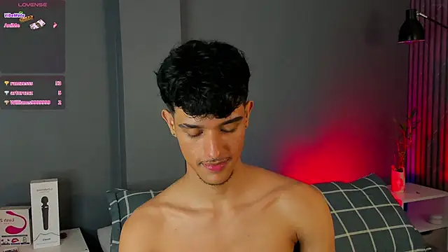 Snapshot of Busterspinter chatting on 02-04-25, 10:32 Busterspinter online show from 02-04-25, 10:32