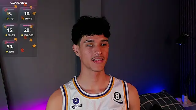 Snapshot of Busterspinter chatting on 02-10-25, 11:36 Busterspinter online show from 02-10-25, 11:36