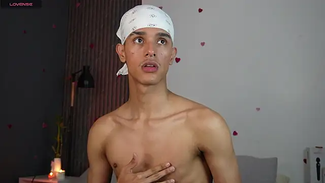 Snapshot of Busterspinter chatting on 02-27-25, 05:56 Busterspinter online show from 02-27-25, 05:56