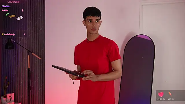 Snapshot of Busterspinter chatting on 03-18-25, 10:25 Busterspinter online show from 03-18-25, 10:25