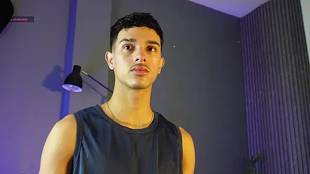 Snapshot of Busterspinter chatting on 09-09-25, 12:26 Busterspinter online show from 09-09-25, 12:26