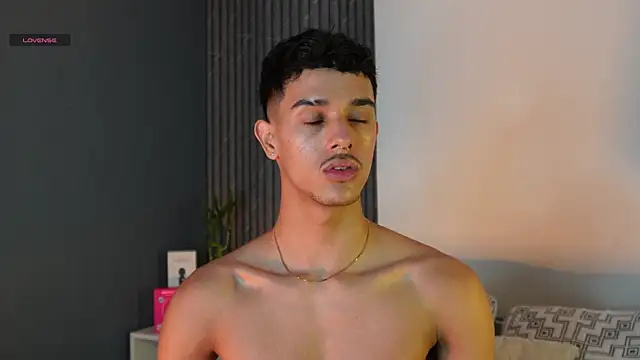 Snapshot of Busterspinter chatting on 09-11-25, 07:08 Busterspinter online show from 09-11-25, 07:08