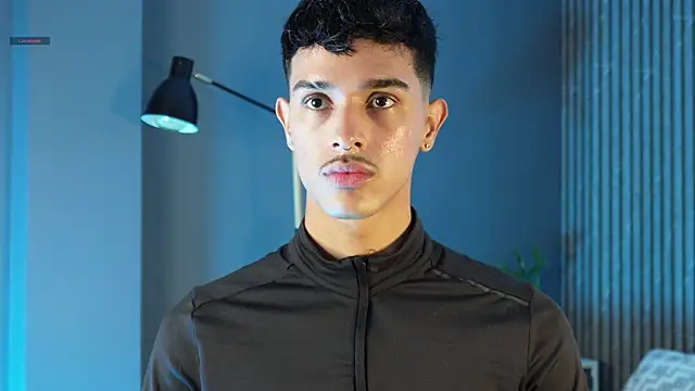 Snapshot of Busterspinter chatting on 09-17-25, 04:30 Busterspinter online show from 09-17-25, 04:30