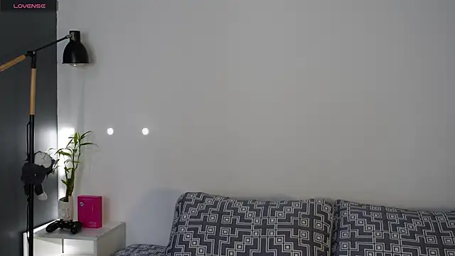 Snapshot of Busterspinter chatting on 10-19-25, 09:15 Busterspinter online show from 10-19-25, 09:15