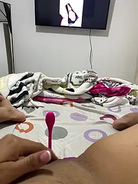 Snapshot of ANYLU19 chatting on 02-20-25, 03:12 ANYLU19 online show from 02-20-25, 03:12