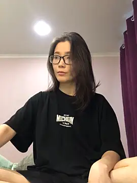 Milka23 online show from 12-25-24, 10:39