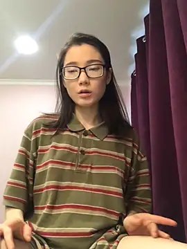 Snapshot of Milka23 chatting on 01-18-25, 10:06 Milka23 online show from 01-18-25, 10:06