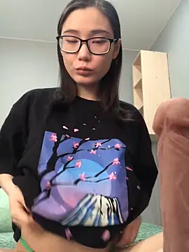 Milka23 online show from 02-14-25, 11:42