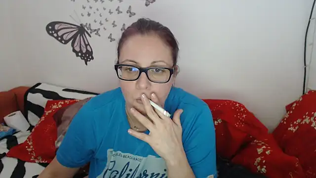 Snapshot of LadyHellene chatting on 02-13-25, 03:03 LadyHellene online show from 02-13-25, 03:03