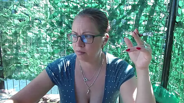 Snapshot of LadyHellene chatting on 05-26-26, 07:04 LadyHellene online show from 05-26-26, 07:04