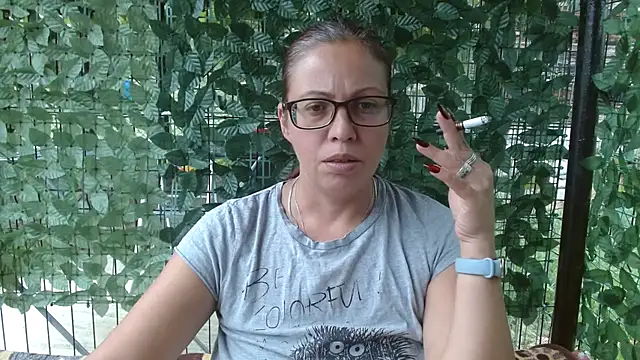 LadyHellene online show from 07-12-26, 11:23