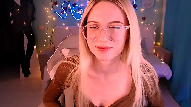 Sweet Richal online show from 02-17-25, 01:15