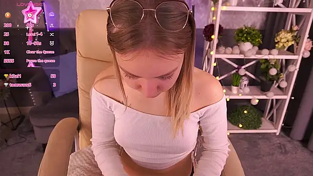 EmilySunshineS online show from 02-10-25, 01:35