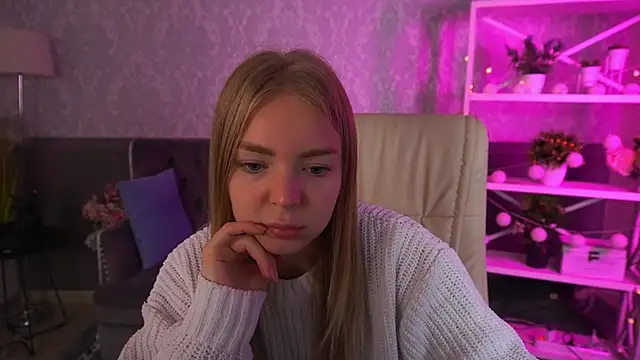 EmilySunshineS online show from 10-15-25, 05:40