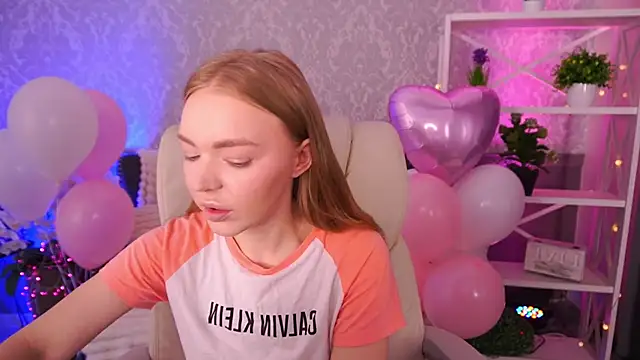 EmilySunshineS online show from 02-16-26, 07:26